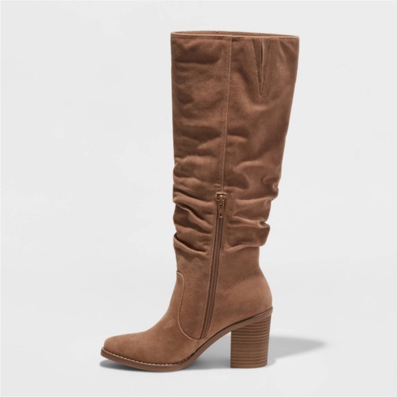 Universal thread tall taupe boots nwt - Picture 2 of 11